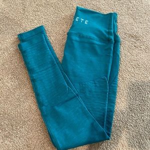 Alphalete Revival R6 Teal